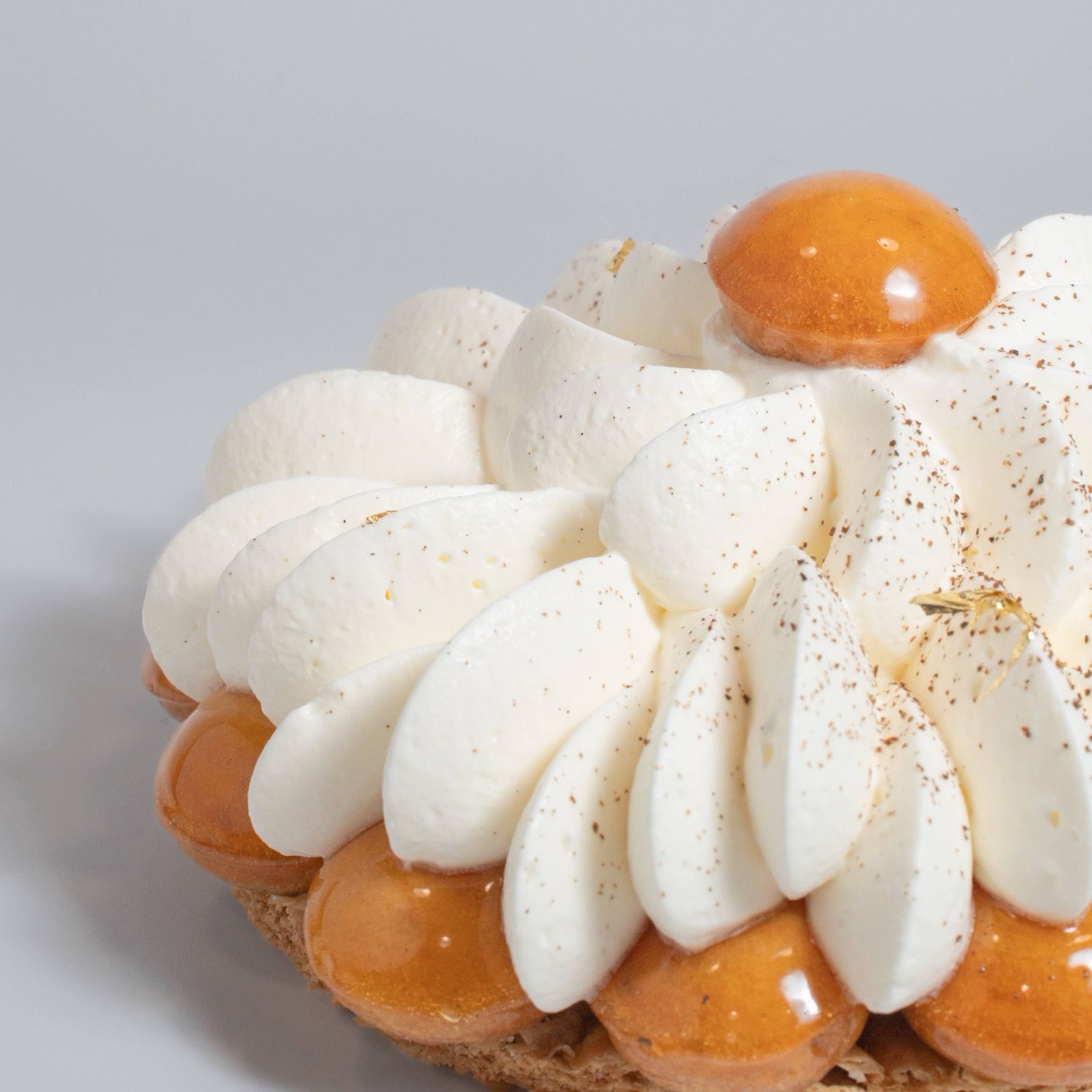 Saint Honoré Cake – Ananas