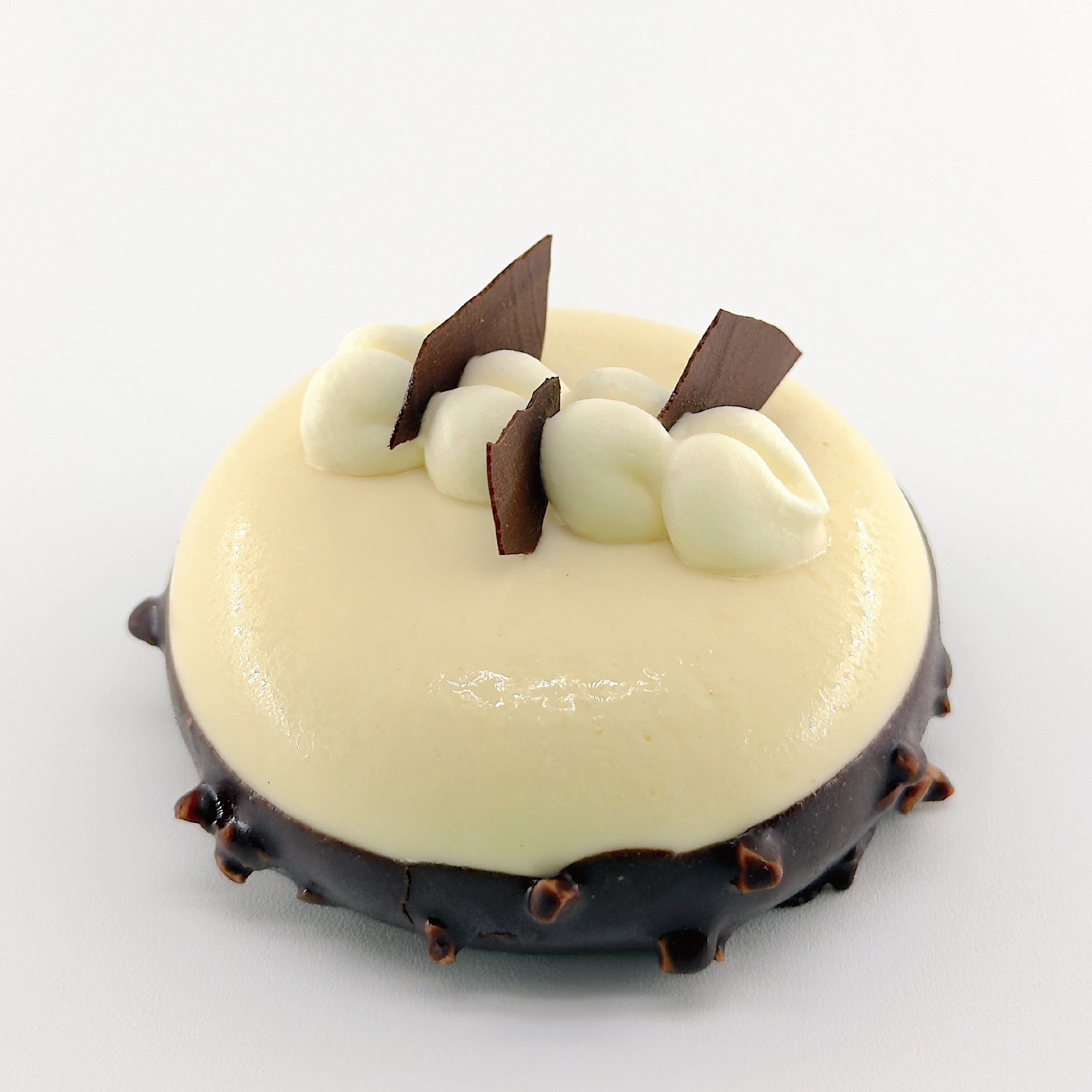 Dark Chocolate Ganache Baileys Mousse (4 pcs) – Ananas Dark Chocolate Ganache Baileys Mousse (4 pcs) – Ananas
