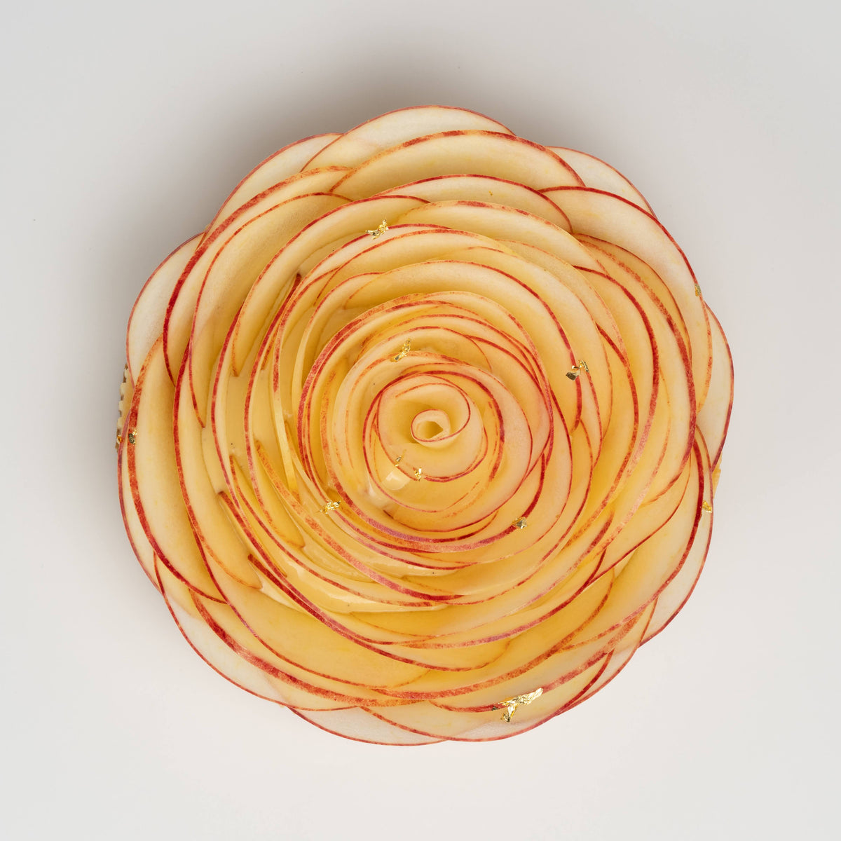 Red Apple Caramel Cinnamon Tart